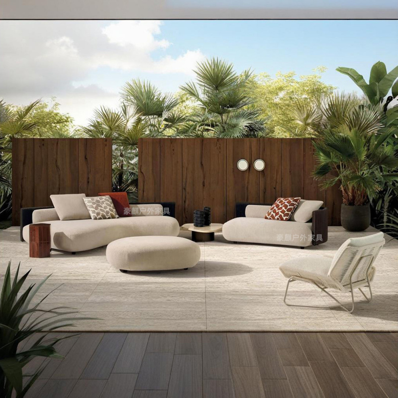 Outdoor Furniture Italian - イタリア風ライトラグジュアリー屋外用籐製ソファセット 中庭、庭園、テラス、高級レジャー家具 マナー・オウ