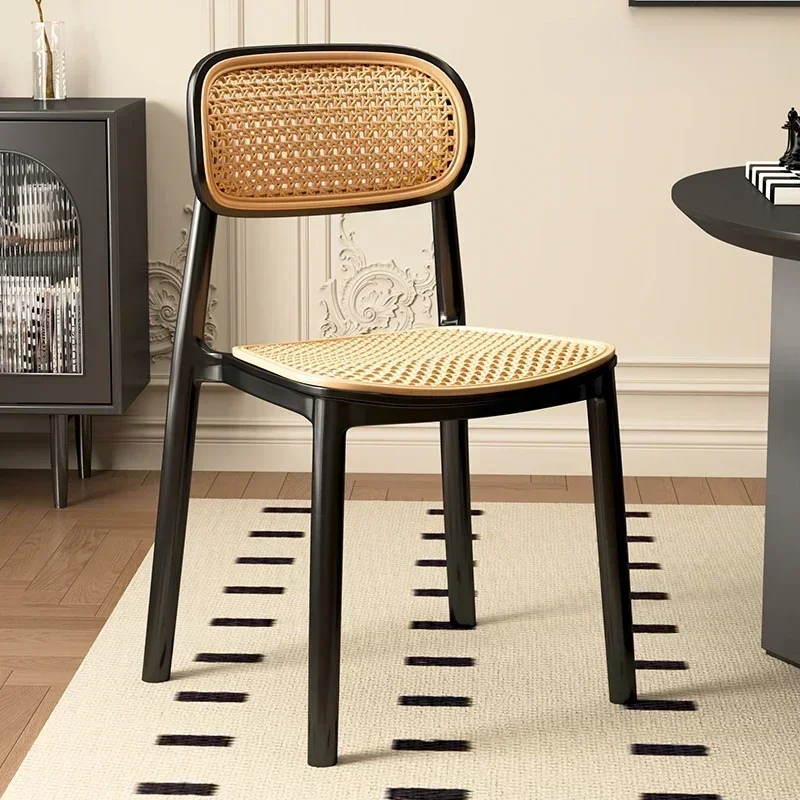 北欧籐プラスチック椅子屋外家庭用積み重ね可能なオンラインセレ - Outdoor Furniture Online のレビューと価格